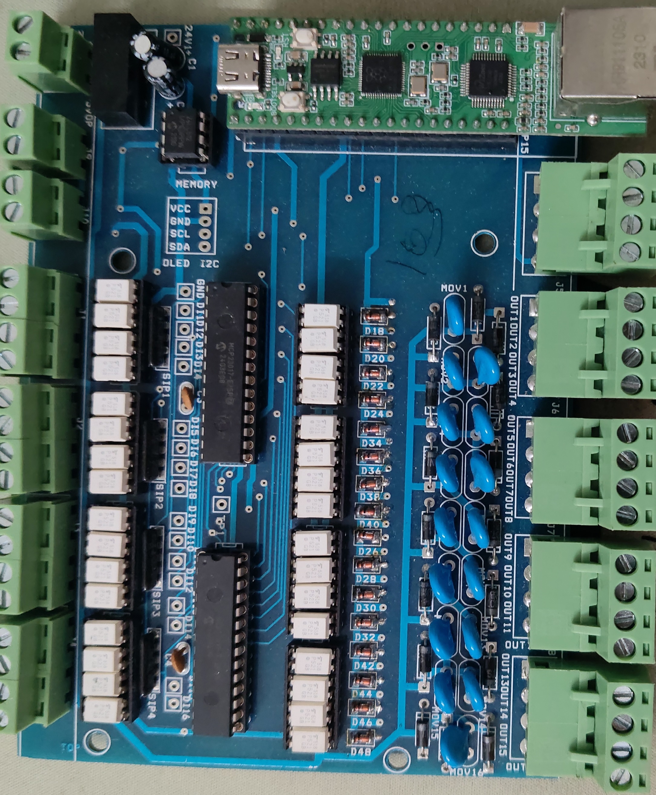 Hardware screen 1